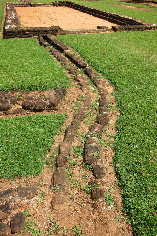 Covered channel leading to reservoir, Sigiriya